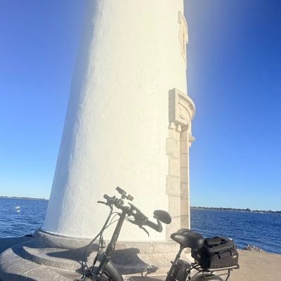 Photo de Gaspare et Marianne — Phare de l’étang de Thau